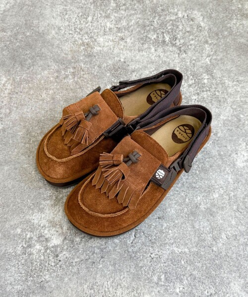 fredy emue(フレディエミュ)の「【SHAKA/シャカ】MOG MULE TASSEL SUEDE(サンダル・レディース・ブラック/ブラウン・24/23)」の14枚目の写真