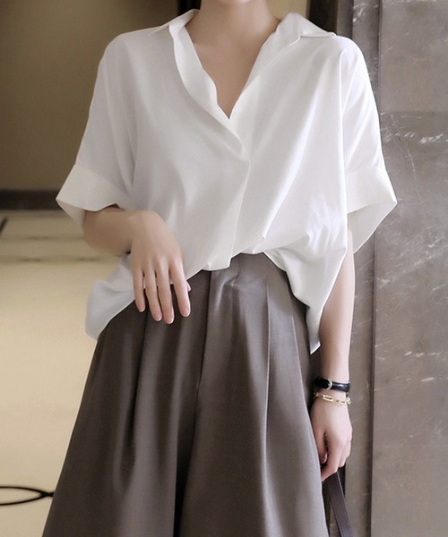 Dewlily(デューリリー)の「スキッパーシャツブラウス(シャツ/ブラウス・レディース・ブラック/ベージュ/ホワイト・XL/L/M)」の8枚目の写真