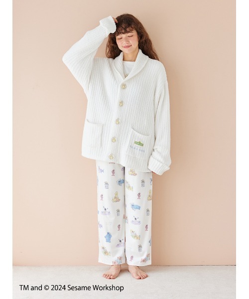 gelato pique（ジェラートピケ）の「【SESAME STREET】【UNISEX】モチーフジャガードショールカーディガン（ルームウェア/パジャマ・レディース・オフホワイト/ブルー・S-M/M-L）」の8枚目の写真