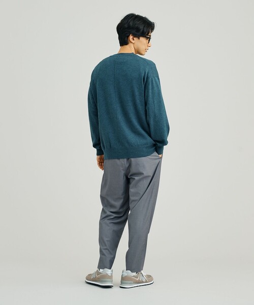 J.PRESS YORK STREET(ジェイプレスヨークストリート)の「【UNISEX】ANTI PILLING WOOL クルーネックニット(ニット/セーター・メンズ・ライトグレー系/ピンク系/オレンジ系/ダルブルー系/ブラック系/アイボリー系・SMALL/MEDIUM/LARGE)」の10枚目の写真