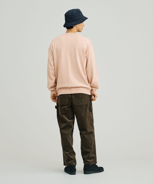 J.PRESS YORK STREET(ジェイプレスヨークストリート)の「【UNISEX】ANTI PILLING WOOL クルーネックニット(ニット/セーター・メンズ・ライトグレー系/ピンク系/オレンジ系/ダルブルー系/ブラック系/アイボリー系・SMALL/MEDIUM/LARGE)」の15枚目の写真