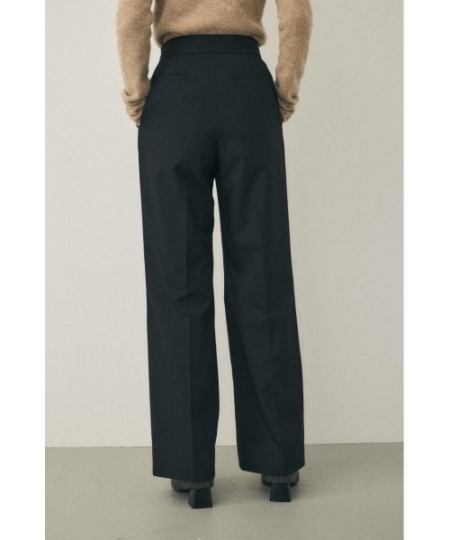 M_（エムアンダーバー）の「リサイクルポリエステル×レーヨン混紡ツイル素材 フックタックスラックス（スラックス・レディース・ブラック/ネイビー・1/2）」の9枚目の写真