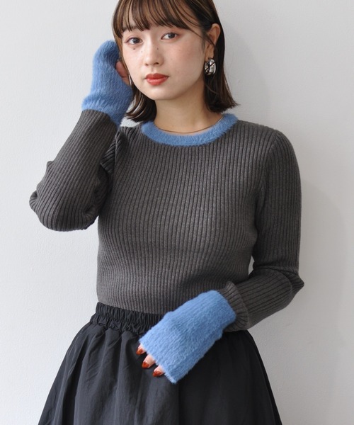 Meli rich（メリーリッチ）の「バイカラー配色サムホールクルーネックニット（ニット/セーター・レディース・アイボリー/ブラック/グレー/チャコールグレー・FREE）」の5枚目の写真