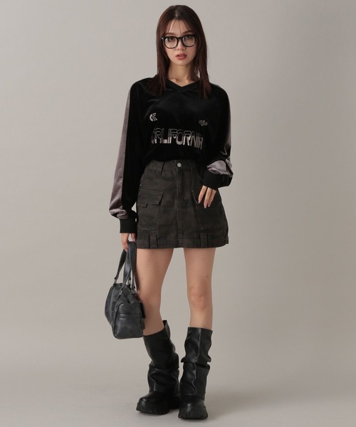 FOREVER 21（フォーエバー トゥエンティーワン）の「【2024FW】アソートカーゴミニスカート（スカート・レディース・ブラック/カーキ/ブラウン・SMALL/MEDIUM）」の4枚目の写真