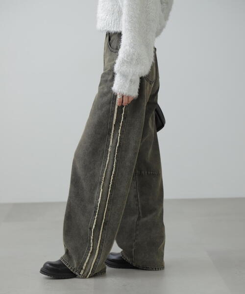 FREE'S MART（フリーズマート）の「◆サイド切替カーブデニムパンツ（デニムパンツ・レディース・ブラック系その他/ブルー系その他3・SMALL/MEDIUM）」の8枚目の写真