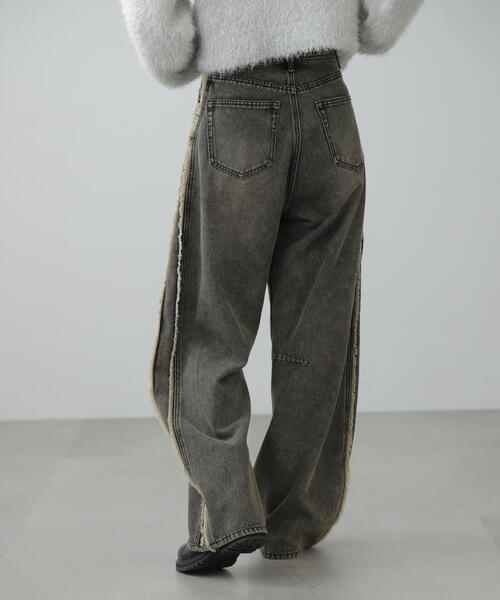 FREE'S MART（フリーズマート）の「◆サイド切替カーブデニムパンツ（デニムパンツ・レディース・ブラック系その他/ブルー系その他3・SMALL/MEDIUM）」の9枚目の写真