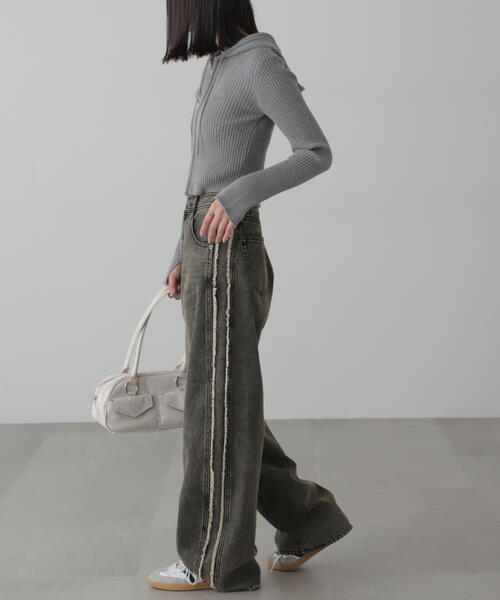 FREE'S MART（フリーズマート）の「◆サイド切替カーブデニムパンツ（デニムパンツ・レディース・ブラック系その他/ブルー系その他3・SMALL/MEDIUM）」の21枚目の写真