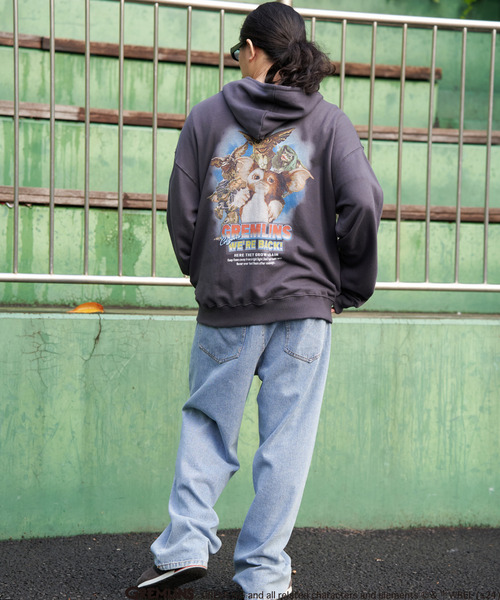 VENCEEXCHANGE（ヴァンスエクスチェンジ）の「GREMLINS グレムリン フォトプリント フロントジップパーカー（パーカー・メンズ・チャコール/セージグリーン/ワイン・M/L/LL）」の12枚目の写真