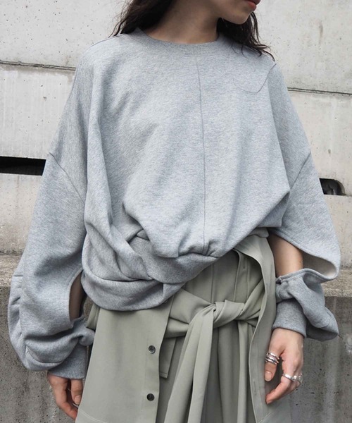 THINGS THAT MATTER(シングス ザット マター)の「TWIST SWEAT PULLOVER / ツイストスウェットプルオーバー(スウェット・レディース・グレー/サックスブルー/ブラック・FREE)」の13枚目の写真