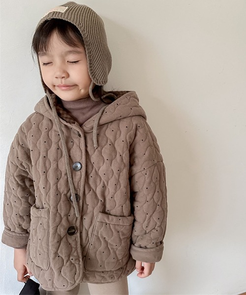aimoha(アイモハ)の「【aimoha-KIDS-】フード付きキルティングジャケット (AW)(その他アウター・キッズ・オフホワイト/ブラウン/ベージュ・90/100/110/120/80/130)」の8枚目の写真