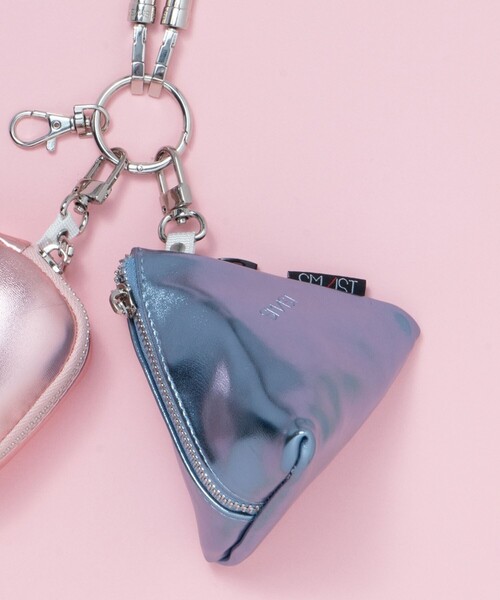 FREAK'S STORE（フリークスストア）の「SMAST/スマスト SMAST PYRAMID POUCH（ポーチ・メンズ・グレー/ブルー/ピンク/レンガ・ONE SIZE）」の2枚目の写真