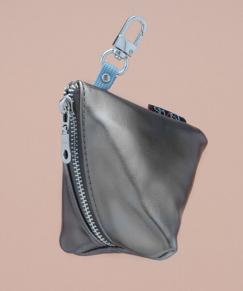 FREAK'S STORE（フリークスストア）の「SMAST/スマスト SMAST PYRAMID POUCH（ポーチ・メンズ・グレー/ブルー/ピンク/レンガ・ONE SIZE）」の18枚目の写真