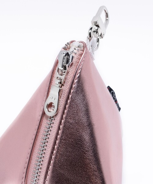 FREAK'S STORE（フリークスストア）の「SMAST/スマスト SMAST PYRAMID POUCH（ポーチ・メンズ・グレー/ブルー/ピンク/レンガ・ONE SIZE）」の9枚目の写真