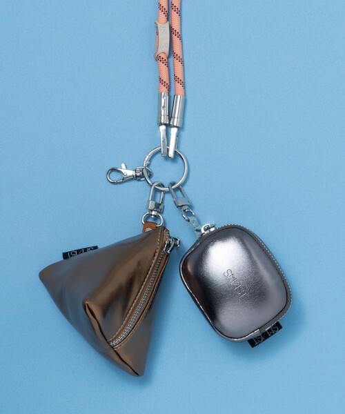 FREAK'S STORE（フリークスストア）の「SMAST/スマスト SMAST PYRAMID POUCH（ポーチ・メンズ・グレー/ブルー/ピンク/レンガ・ONE SIZE）」の15枚目の写真