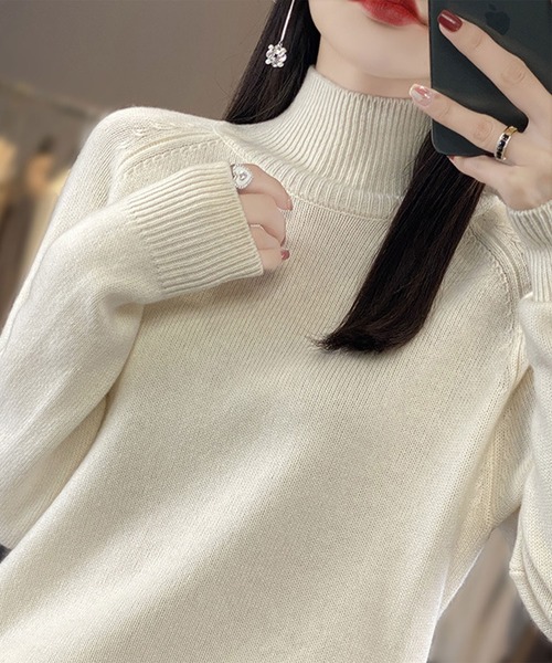 blackdia ocean（ブラックダイヤオーシャン）の「blackdia ocean リブ切り替えハイネックニット（ニット/セーター・レディース・ブラック/ライトグリーン/ホワイト/パープル/ベージュ/グレー・MEDIUM/SMALL）」の2枚目の写真