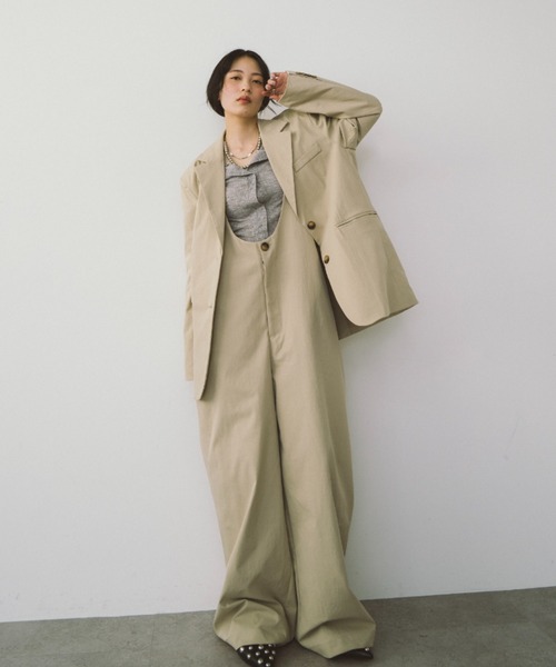 HANNE(アン)の「サスペンダーワイドパンツ(サロペット/オーバーオール・レディース・ベージュ/ネイビー・MEDIUM/SMALL)」の21枚目の写真