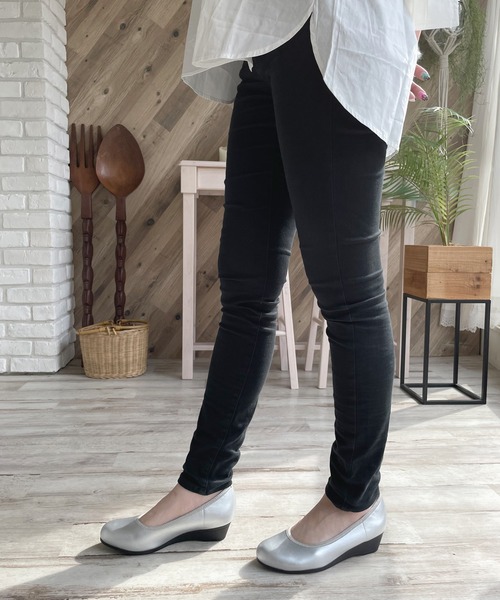 LUGG NAGG(ラグナグ)の「【addottona】ストレッチフィットコンフォートパンプス(パンプス・レディース・ブラック/ガンメタ/シルバー/ブラック系その他・LL/L/M/S)」の15枚目の写真