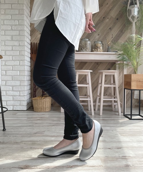 LUGG NAGG(ラグナグ)の「【addottona】ストレッチフィットコンフォートパンプス(パンプス・レディース・ブラック/ガンメタ/シルバー/ブラック系その他・LL/L/M/S)」の16枚目の写真