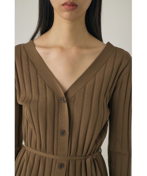 M_(エムアンダーバー)の「【M_】BUTTON UP KNIT ドレス(ワンピース・レディース・ライトグリーン/ブラック/カーキ・1/2)」の17枚目の写真