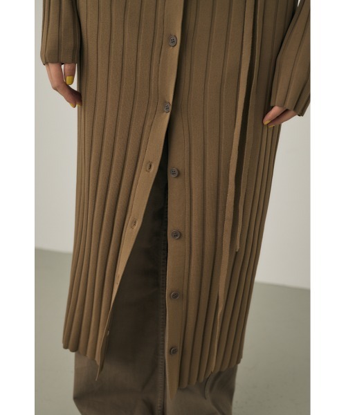 M_(エムアンダーバー)の「【M_】BUTTON UP KNIT ドレス(ワンピース・レディース・ライトグリーン/ブラック/カーキ・1/2)」の19枚目の写真