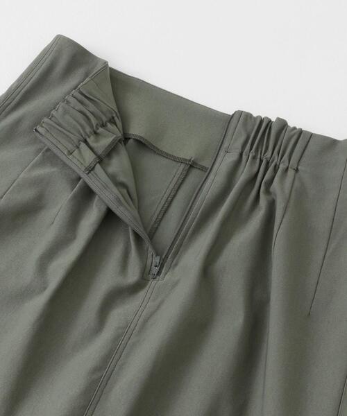 ITEMS URBANRESEARCH（アイテムズ アーバンリサーチ）の「ストレッチタイトスカート（スカート・レディース・グリーン系その他/ライトベージュ/ブラック・SMALL/MEDIUM）」の18枚目の写真