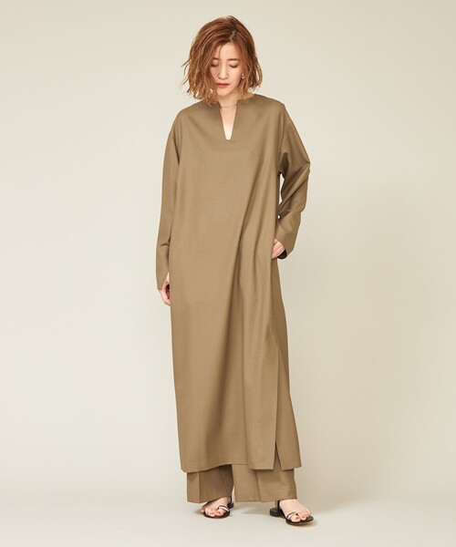 ◆お値下げしました◆ 新品未使用　conte グラス タックワンピース conte＞グラス タックワンピース