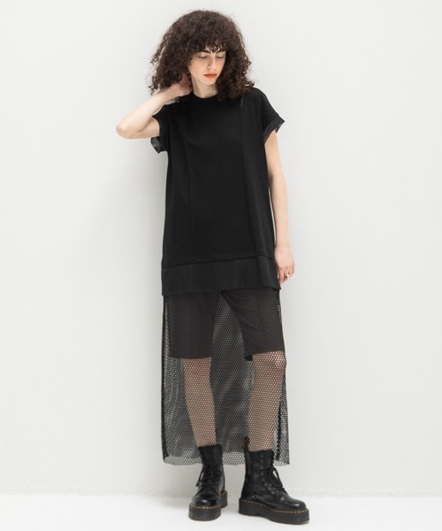 AULA AILA（アウラアイラ）の「メッシュコンビネーションチュニック（Tシャツ/カットソー・レディース・ホワイト/ブラック/レッド・0）」の10枚目の写真
