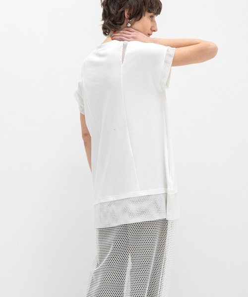 AULA AILA（アウラアイラ）の「メッシュコンビネーションチュニック（Tシャツ/カットソー・レディース・ホワイト/ブラック/レッド・0）」の14枚目の写真
