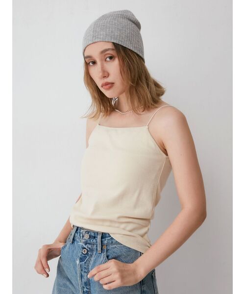 Ungrid（アングリッド）の「パット付きスクエアキャミソール（キャミソール・レディース・ブラック/アイボリー/レッド・FREE）」の4枚目の写真