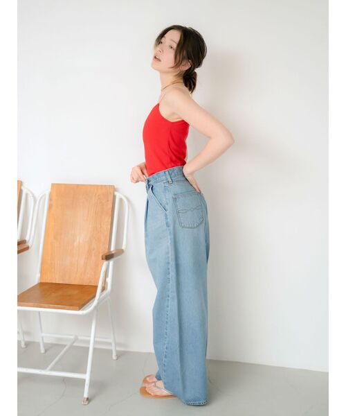 Ungrid（アングリッド）の「パット付きスクエアキャミソール（キャミソール・レディース・ブラック/アイボリー/レッド・FREE）」の8枚目の写真