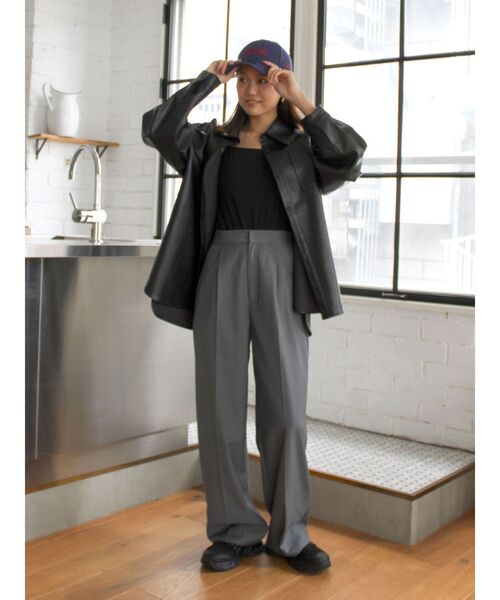 Ungrid（アングリッド）の「パット付きスクエアキャミソール（キャミソール・レディース・ブラック/アイボリー/レッド・FREE）」の20枚目の写真