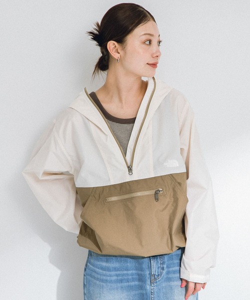 THE NORTH FACE(ザノースフェイス)の「THE NORTH FACE Compact Anorak(その他アウター・レディース・ホワイト/ブラック・SMALL)」の3枚目の写真