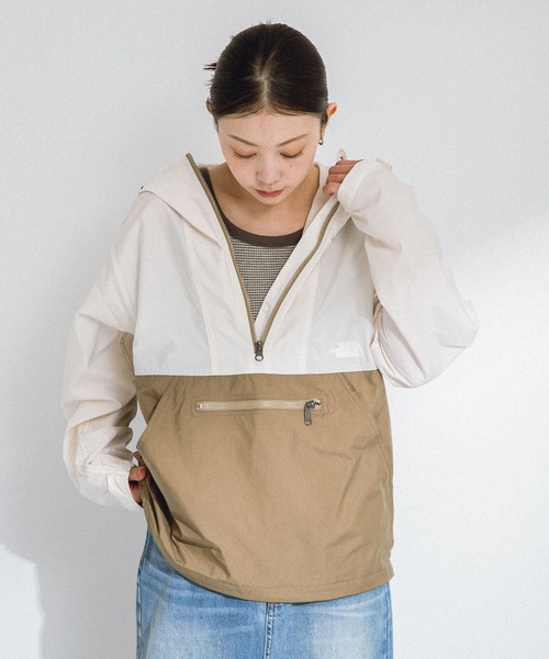 THE NORTH FACE(ザノースフェイス)の「THE NORTH FACE Compact Anorak(その他アウター・レディース・ホワイト/ブラック・SMALL)」の4枚目の写真