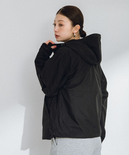 THE NORTH FACE(ザノースフェイス)の「THE NORTH FACE Compact Anorak(その他アウター・レディース・ホワイト/ブラック・SMALL)」の15枚目の写真