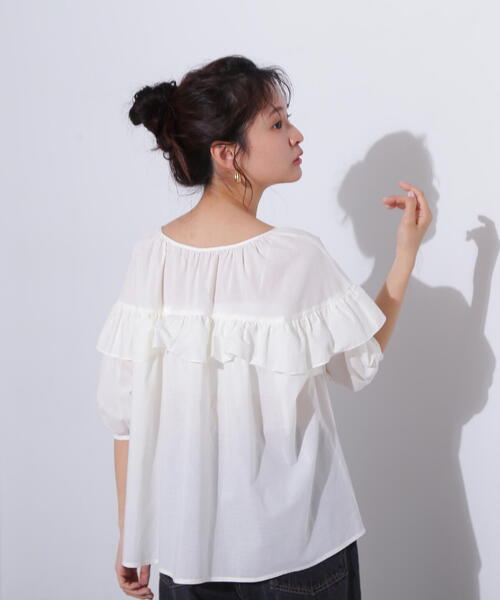 N.（N. Natural Beauty Basic）（エヌエヌナチュラルビューティーベーシック）の「ラッフルバイカラーリボンブラウス（シャツ/ブラウス・レディース・オフホワイト/ブルー/ベージュ・MEDIUM）」の22枚目の写真