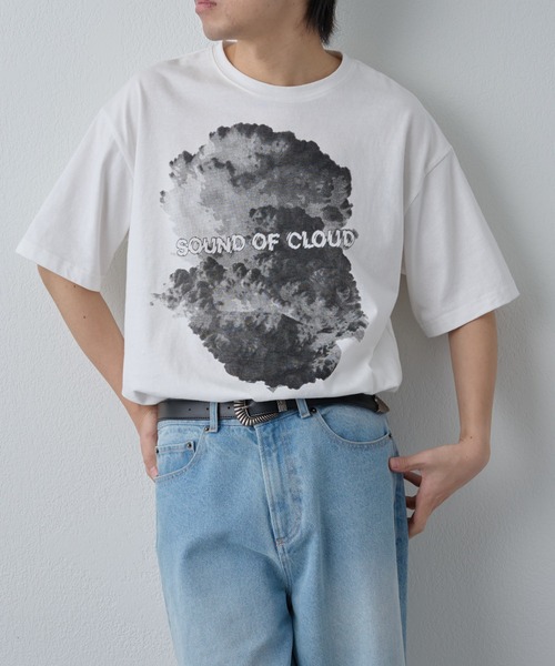 COLONY 2139（コロニートゥーワンスリーナイン）の「クラウドプリントTシャツ（Tシャツ/カットソー・メンズ・ホワイト/ブラック・MEDIUM/LARGE）」の3枚目の写真