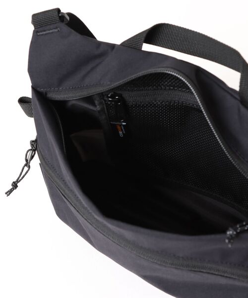 Gramicci(グラミチ)の「【63】【GRAMICCI(グラミチ) 】CORDURA SHOULDER BAG(ショルダーバッグ・メンズ・ブラック/オリーブ・FREE)」の10枚目の写真