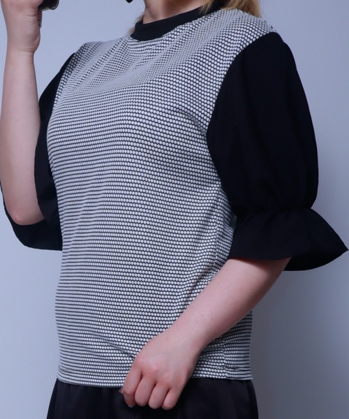 rovtski(ロフトスキー)の「Y-切替袖フリルトップス(Tシャツ/カットソー・レディース・その他・FREE)」の2枚目の写真