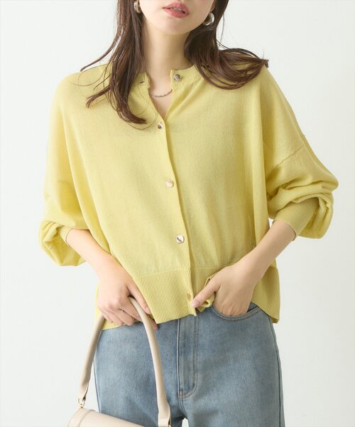 natural couture(ナチュラルクチュール)の「接触冷感金釦シアーカーデ(カーディガン/ボレロ・レディース・イエロー/レッド/ブラック/サックスブルー/グレイッシュベージュ/アイボリー・FREE)」の19枚目の写真