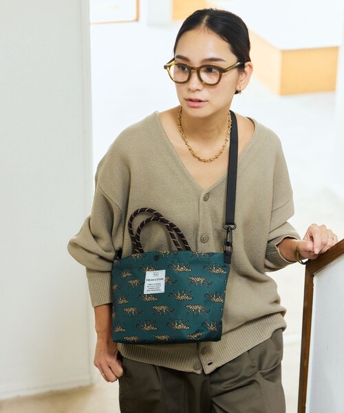 KiU（キウ）の「KiU×FREAK'S STORE/キウ×フリークスストア 別注 2WAY 600D TOTE MINI BAG ミニ トートバッグ 撥水（トートバッグ・レディース・レオパード/ベージュ/ブラック・ONE SIZE）」の20枚目の写真