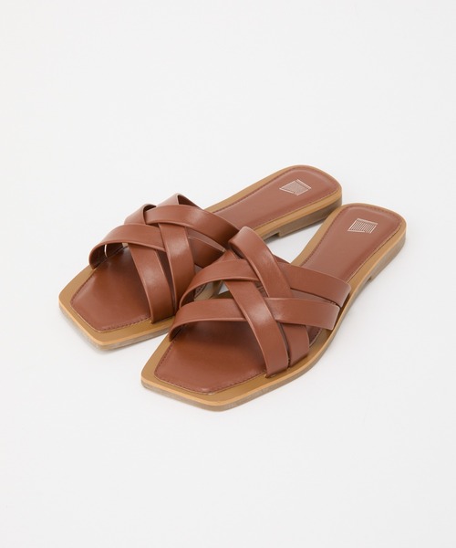 COLONY 2139(コロニートゥーワンスリーナイン)の「クロスアッパーサンダル(サンダル・レディース・キャメル/ブラック・MEDIUM/LARGE)」の20枚目の写真