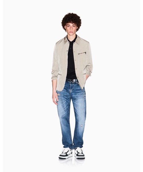 ARMANI EXCHANGE（アルマーニエクスチェンジ）の「【A|X アルマーニ エクスチェンジ】ミディアムブルーウォッシュデニムパンツ_J13 SLIM（デニムパンツ・メンズ・インディゴブルー・29inch/30inch/31inch/32inch/33inch/34inch/38inch/40inch/36inch）」の4枚目の写真