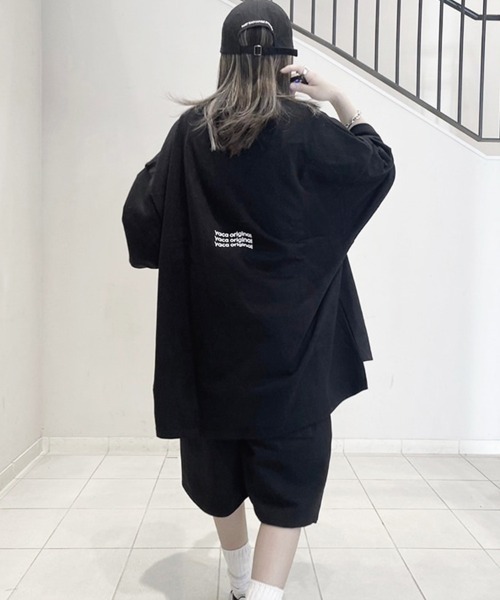 YACA（ヤーカ）の「logo print over tee/ロゴプリントオーバーT【unisex item】（Tシャツ/カットソー・レディース・ホワイト/ブラック・FREE）」の4枚目の写真