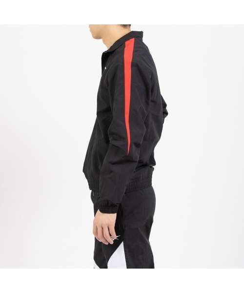 Reebok(リーボック)の「クロス チェック ウーヴン トップ / RI CROSS CHECK WOVEN TOP(その他アウター・メンズ・ブラック・LARGE/MEDIUM/SMALL/XX-LARGE/X-LARGE)」の2枚目の写真