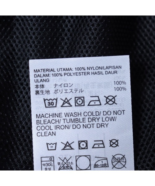 Reebok(リーボック)の「クロス チェック ウーヴン トップ / RI CROSS CHECK WOVEN TOP(その他アウター・メンズ・ブラック・LARGE/MEDIUM/SMALL/XX-LARGE/X-LARGE)」の5枚目の写真