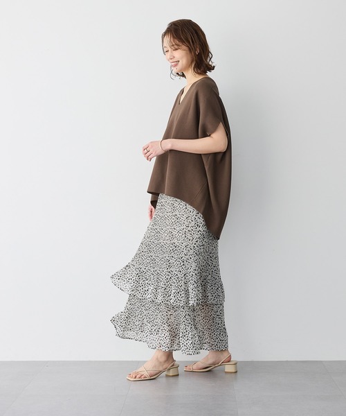 anyfee(エニフィー)の「【anyfee/プラスサイズ】深Vネックコクーンニット(ニット/セーター・レディース・ブラック/ブラウン・LL/3L/4L/5L)」の7枚目の写真