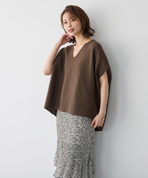 anyfee(エニフィー)の「【anyfee/プラスサイズ】深Vネックコクーンニット(ニット/セーター・レディース・ブラック/ブラウン・LL/3L/4L/5L)」の13枚目の写真