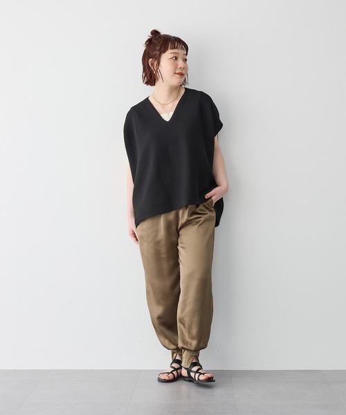 anyfee(エニフィー)の「【anyfee/プラスサイズ】深Vネックコクーンニット(ニット/セーター・レディース・ブラック/ブラウン・LL/3L/4L/5L)」の21枚目の写真