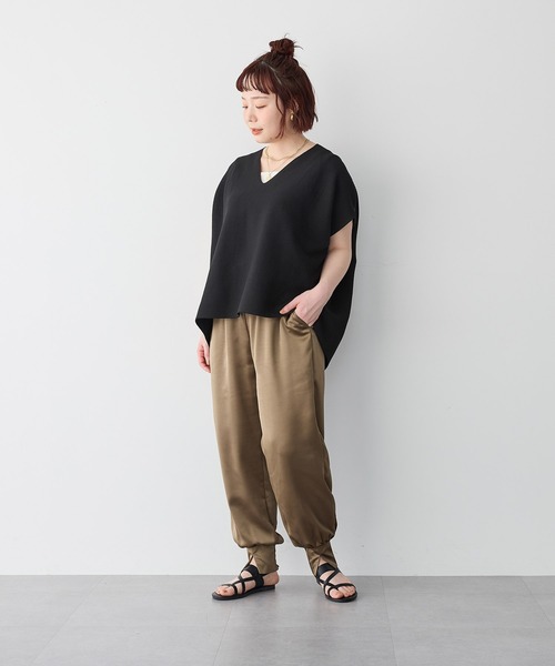 anyfee(エニフィー)の「【anyfee/プラスサイズ】深Vネックコクーンニット(ニット/セーター・レディース・ブラック/ブラウン・LL/3L/4L/5L)」の22枚目の写真