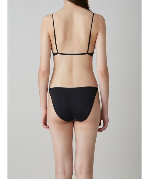 UNDERSON UNDERSON（アンダーソン アンダーソン）の「ファッショントライアングルブラ（ブラジャー・レディース・ブラック/ナチュラル・0/1/2）」の8枚目の写真